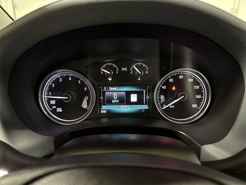 Used 2018 Buick Enclave Premium w/ Experience Buick Package image 11