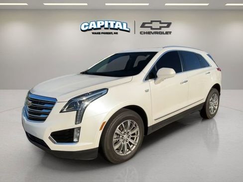 Used 2019 Cadillac XT5 Luxury image 1
