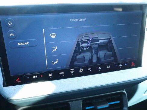 New 2026 Ford Maverick XLT w/ XLT Luxury Package AWD/4WD image 7