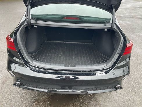 Used 2024 Kia Forte GT-Line w/ GT-Line Premium Package image 4