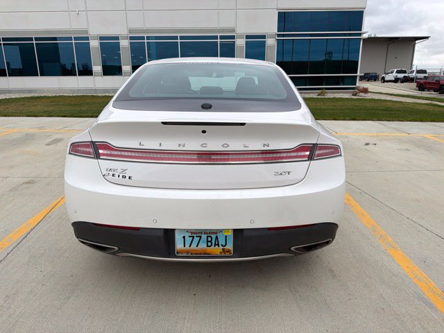 Used 2019 Lincoln MKZ Reserve FWD image 4