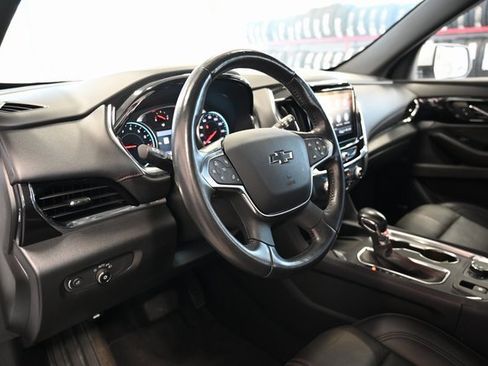 Used 2022 Chevrolet Traverse RS image 23