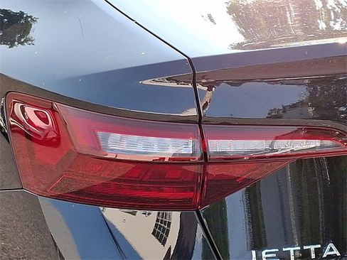 Certified 2024 Volkswagen Jetta SEL image 10