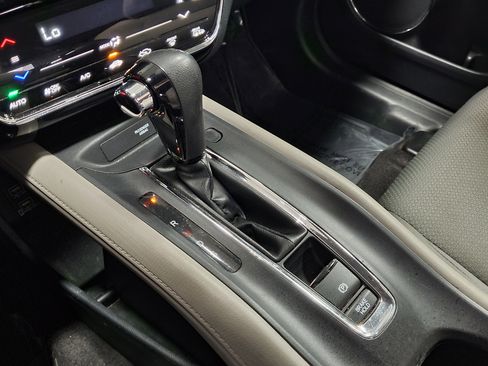 Used 2020 Honda HR-V EX image 31