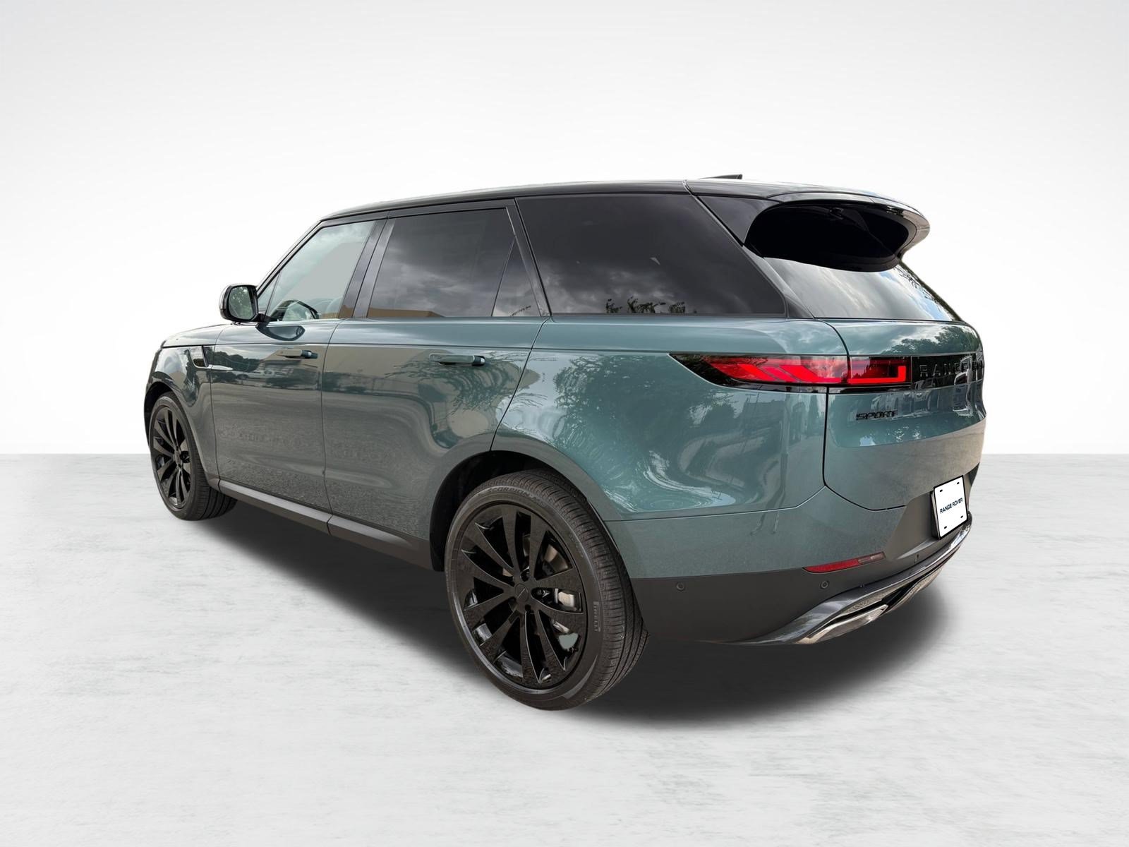 New 2026 Land Rover Range Rover Sport SE AWD/4WD image 3