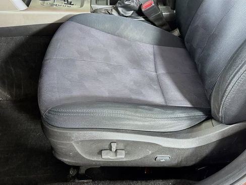 Used 2010 Subaru Forester 2.5X Premium image 21