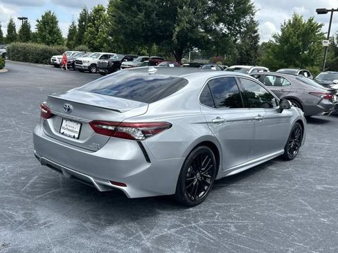 Used 2021 Toyota Camry XSE FWD image 4
