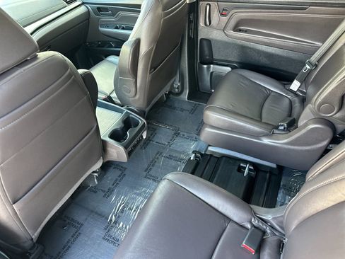Used 2019 Honda Odyssey Touring image 13