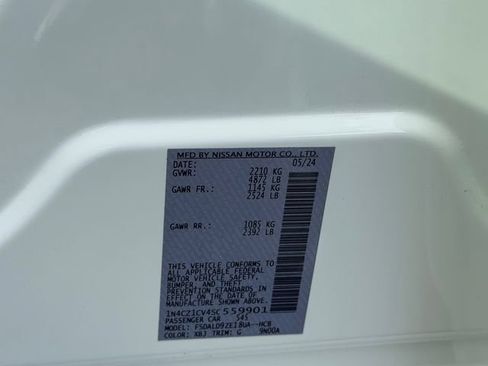 Certified 2025 Nissan Leaf SV Plus FWD image 29