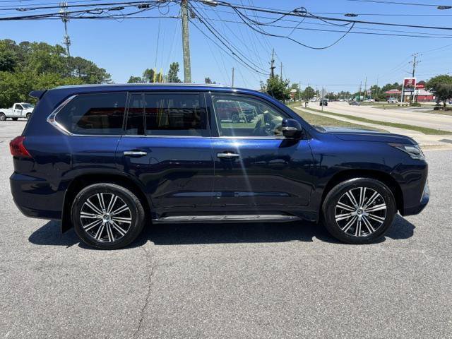 Used 2018 Lexus LX 570 4WD w/ Luxury Package image 2