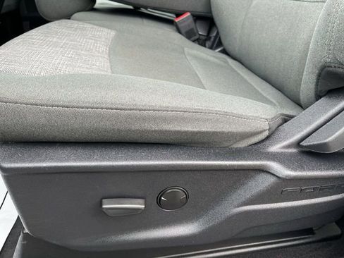 Used 2023 Ford F150 XLT image 14