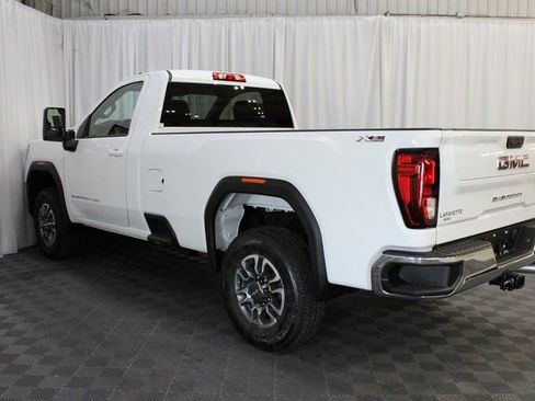 New 2025 GMC Sierra 2500 SLE AWD/4WD image 4