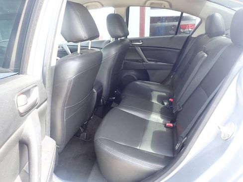 Used 2012 MAZDA MAZDA3 i Touring FWD image 12