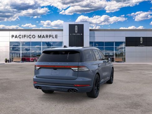 New 2026 Lincoln Aviator Reserve w/ Jet Appearance Package AWD/4WD image 8