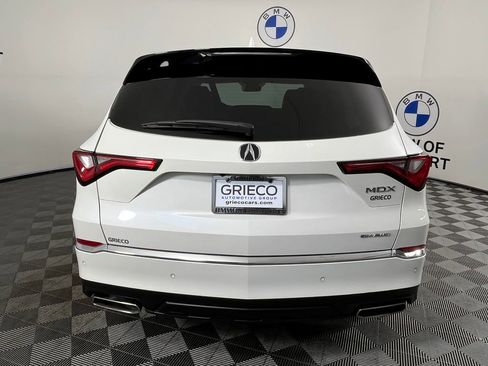 Used 2022 Acura MDX Technology image 12