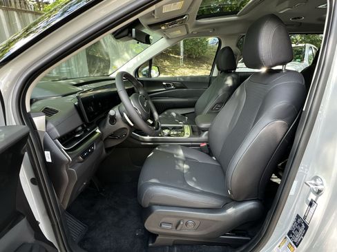 New 2026 Kia Carnival SX Prestige FWD image 18