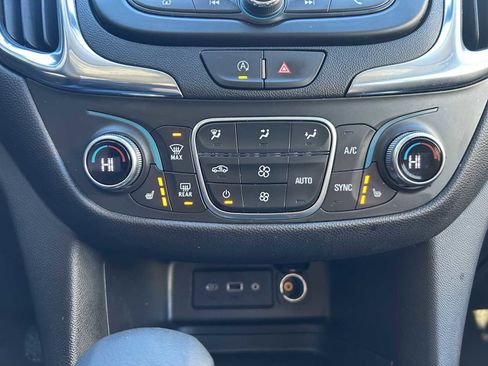 Used 2024 Chevrolet Equinox LT image 17