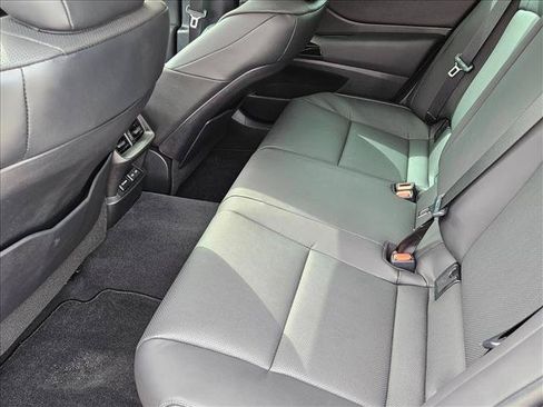 Used 2024 Lexus ES 250 w/ Premium Package AWD/4WD image 18