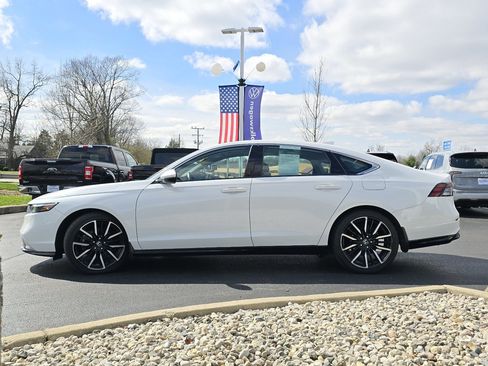 Used 2023 Honda Accord Touring image 24