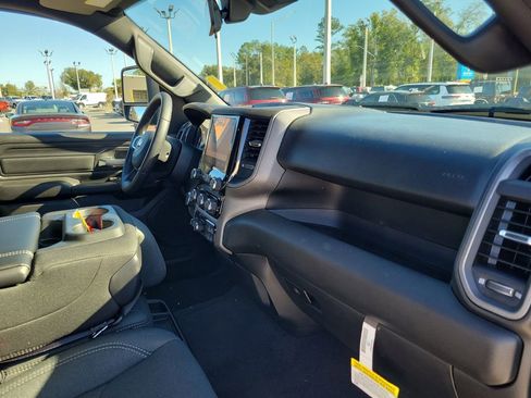 New 2026 RAM 1500 Express RWD image 29