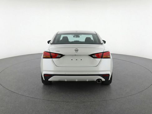 Used 2025 Nissan Altima 2.5 SV FWD image 7