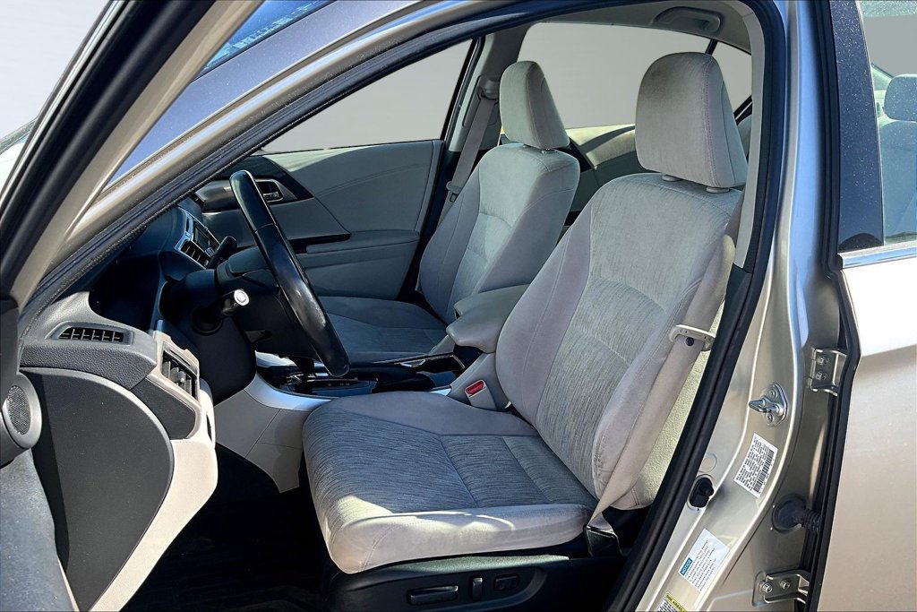 Used 2014 Honda Accord Plug-In Sedan image 21