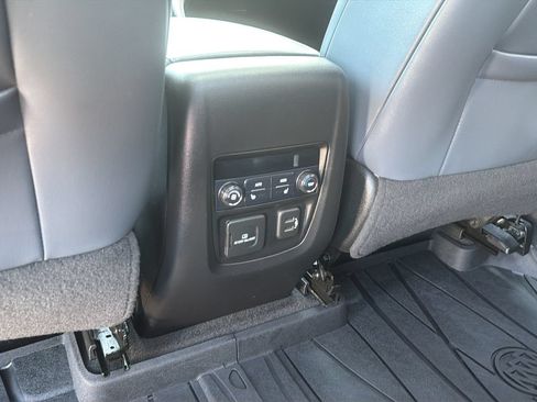 Used 2020 Buick Enclave Premium w/ Sun and Sites Package FWD image 26