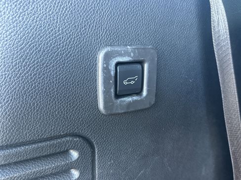 Used 2011 Ford Expedition XLT w/ 202A Rapid Spec Order Code image 15