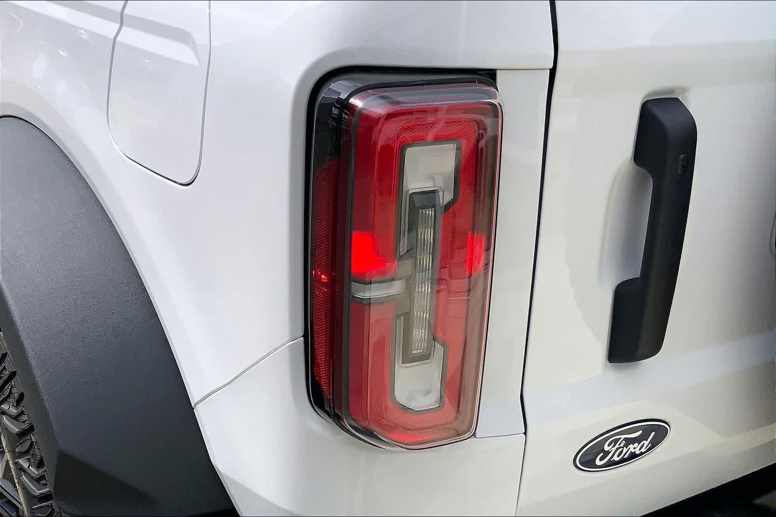 Used 2026 Ford Bronco Badlands AWD/4WD image 28