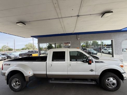 Used 2013 Ford F350 Lariat w/ Lariat Ultimate Pkg AWD/4WD image 7
