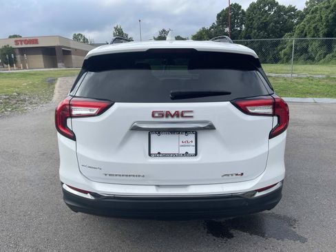 Used 2023 GMC Terrain AT4 AWD/4WD image 4