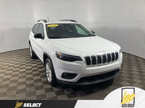 Used 2022 Jeep Cherokee Latitude Lux FWD image 9