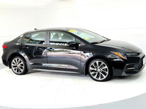 Used 2022 Toyota Corolla SE image 7
