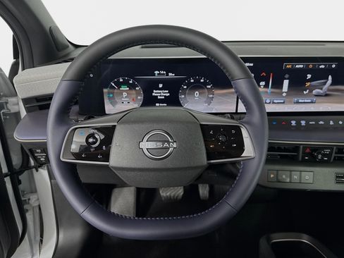 New 2026 Nissan Leaf Platinum+ FWD image 12