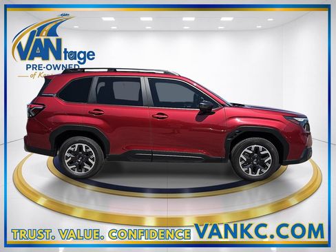 Certified 2026 Subaru Forester Premium AWD/4WD image 5
