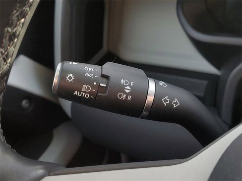 Used 2023 Land Rover Defender 110 S image 15