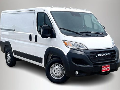 New 2024 RAM ProMaster 2500 w/ Convenience Group FWD image 1