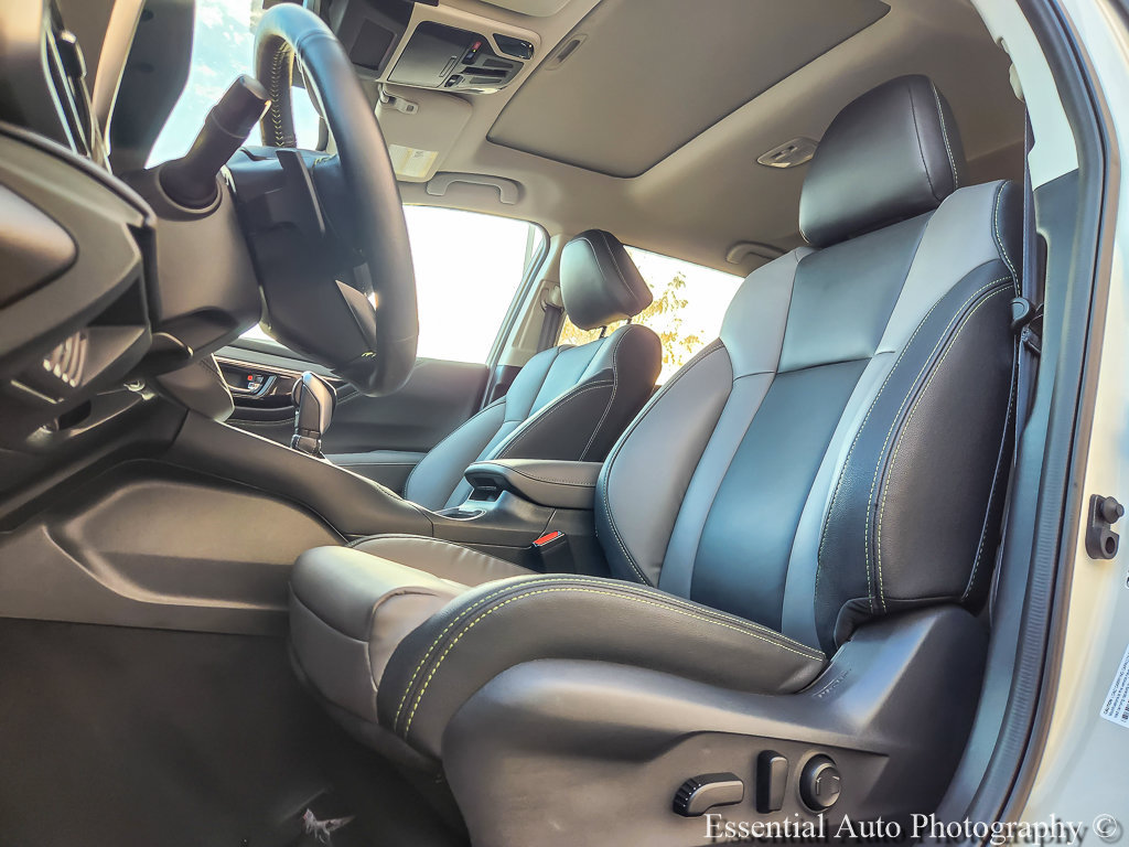 Certified 2025 Subaru Outback Onyx Edition AWD/4WD image 7