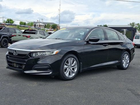 Used 2019 Honda Accord LX image 3