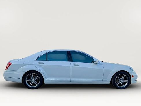 Used 2010 Mercedes-Benz S 550 4MATIC image 8