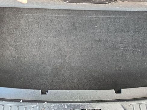 Used 2022 Ford Explorer XLT w/ Equipment Group 202A image 41