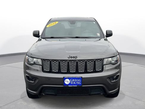 Used 2018 Jeep Grand Cherokee Altitude image 9