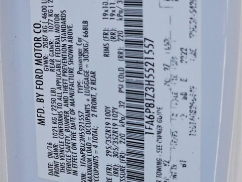 Used 2017 Ford Mustang Shelby GT350 image 29