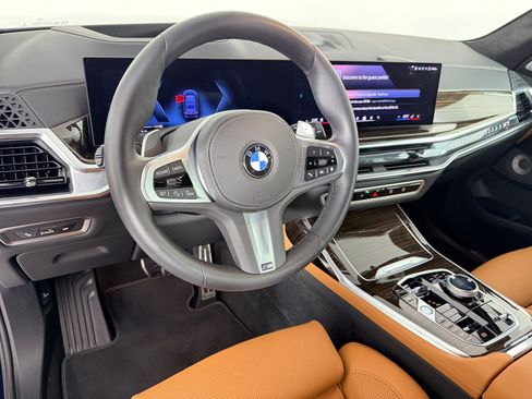 Used 2026 BMW X7 xDrive40i w/ Executive Package AWD/4WD image 4