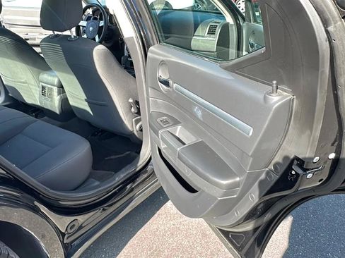Used 2009 Dodge Charger SE RWD image 28