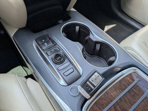 Used 2019 Acura MDX FWD image 17