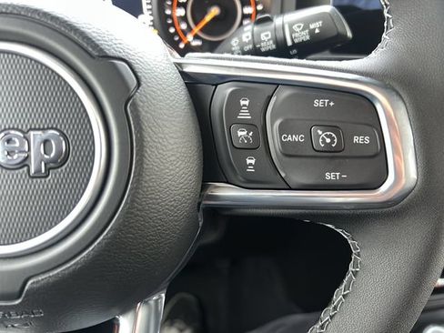 New 2025 Jeep Wrangler Unlimited Sahara w/ Safety Group AWD/4WD image 28