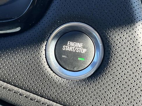 Certified 2025 Cadillac XT5 Premium Luxury image 38