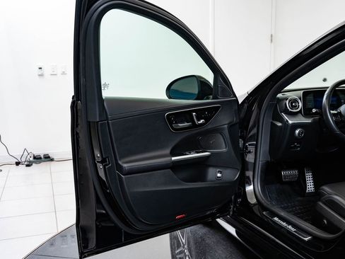 Used 2022 Mercedes-Benz C 300 4MATIC Sedan image 27
