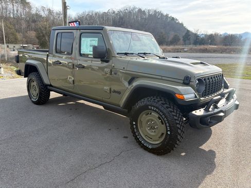 New 2026 Jeep Gladiator Sport image 16